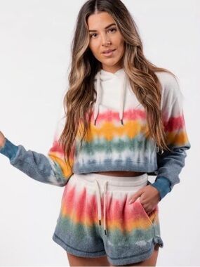 feat Women’s Tie-Dye Cropped Hoodie & Shorts Set - White/Multi